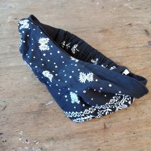 Kerchief headband